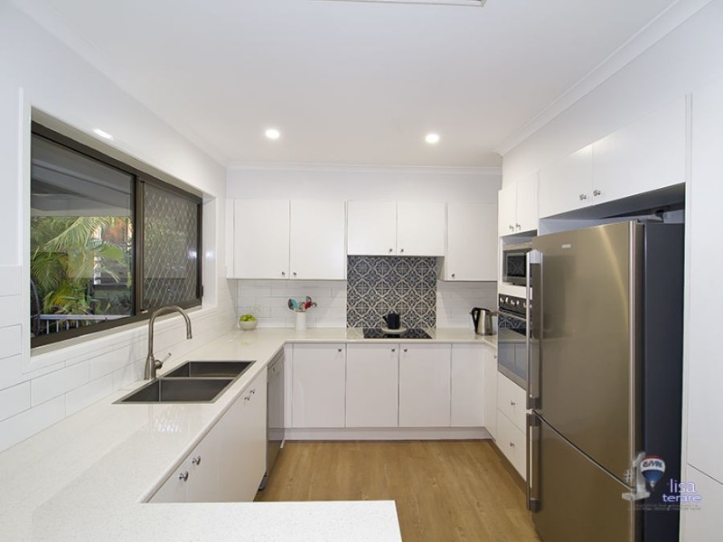7 Edinglassie Street, Seventeen Mile Rocks QLD 4073