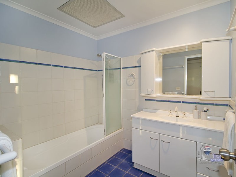 7 Edinglassie Street, Seventeen Mile Rocks QLD 4073