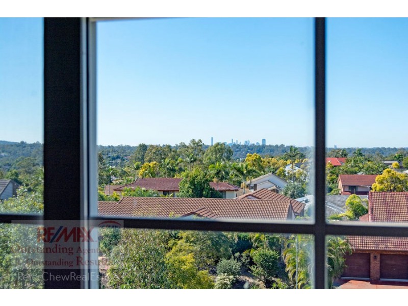 235 Mount Ommaney Drive, Mount Ommaney QLD 4074