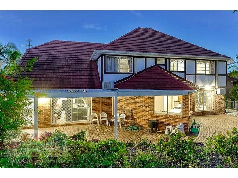 235 Mount Ommaney Drive, Mount Ommaney QLD 4074