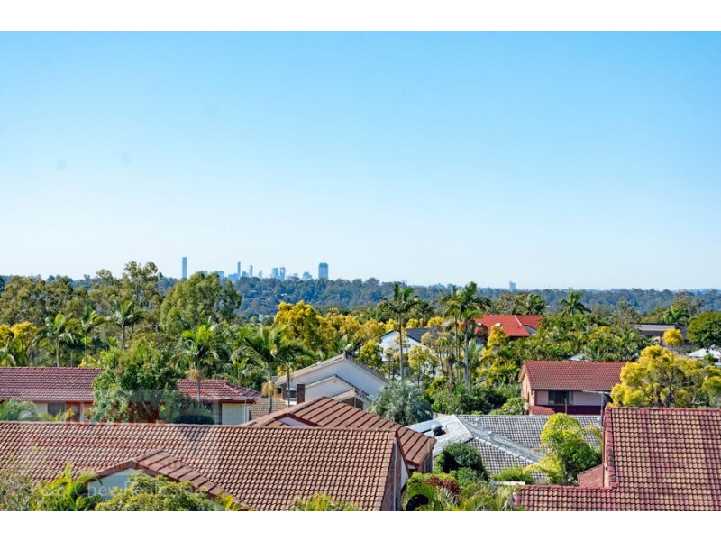 235 Mount Ommaney Drive, Mount Ommaney QLD 4074