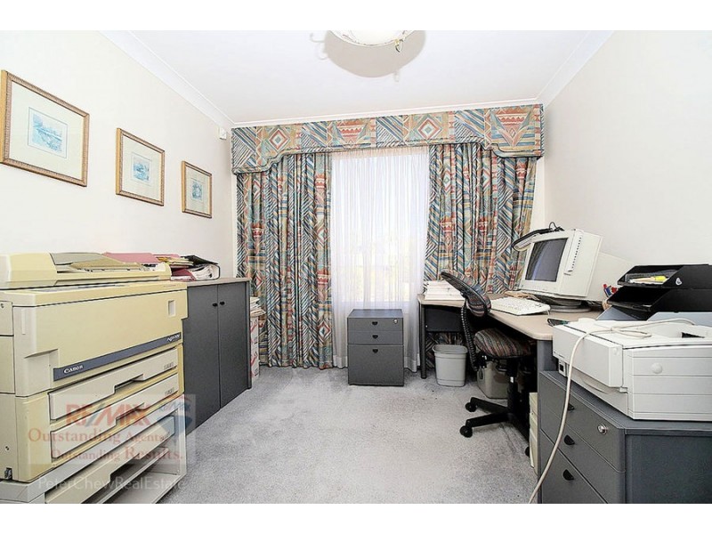 5 Warenda Close, Middle Park QLD 4074