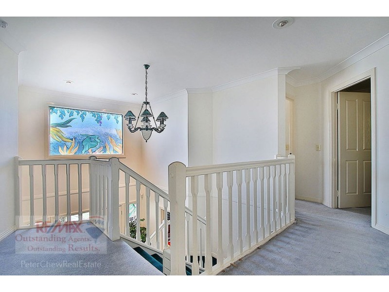 5 Warenda Close, Middle Park QLD 4074