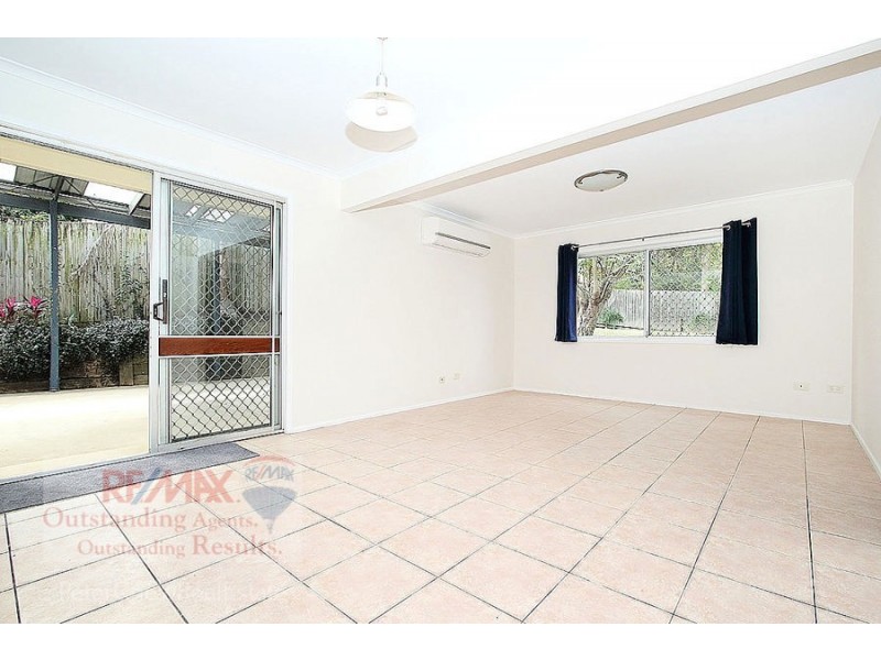 5 Olga Close, Riverhills QLD 4074