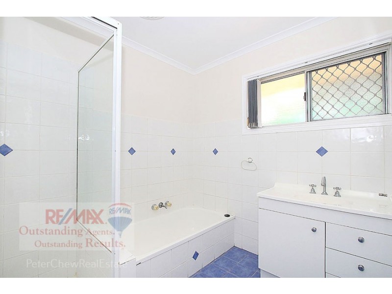 5 Olga Close, Riverhills QLD 4074