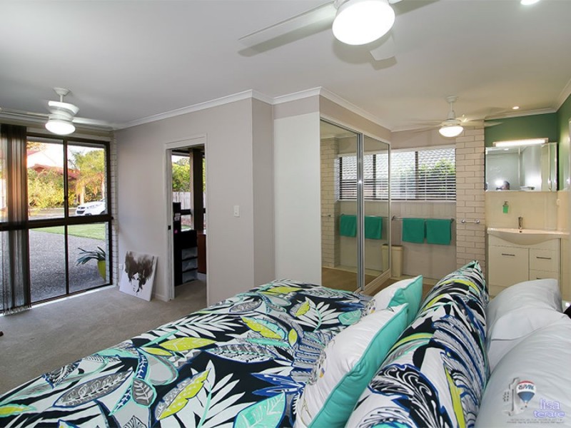 27 Prosser Street, Riverhills QLD 4074