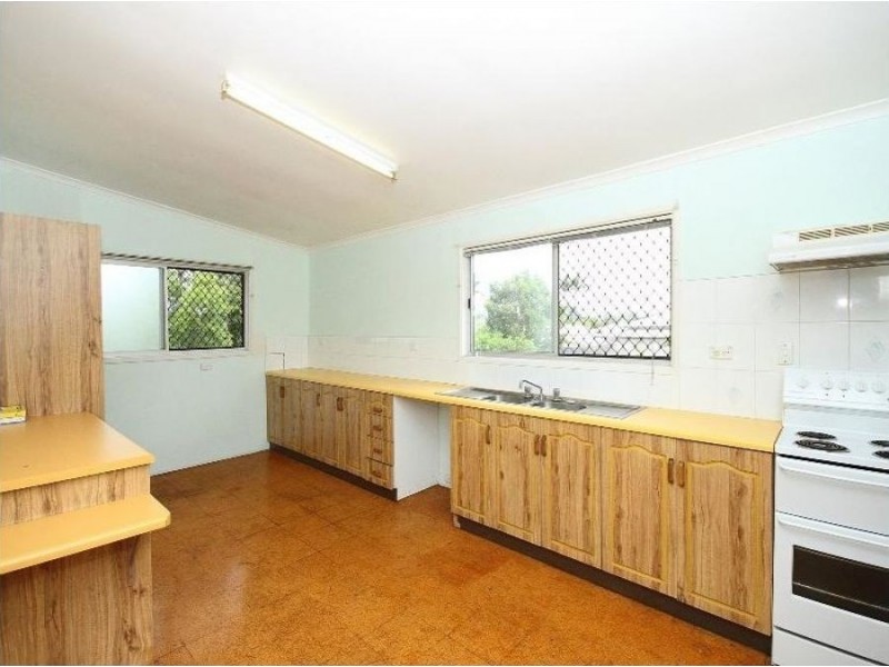 39 Idolwood Street, Eastern Heights QLD 4305