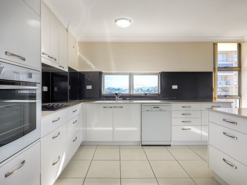 52/24 Dunmore Tce, Auchenflower QLD 4066