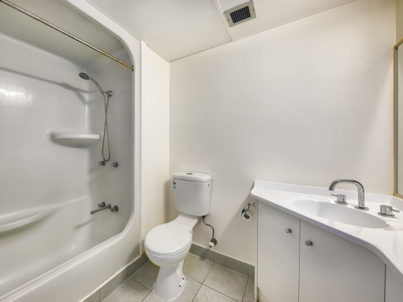 52/24 Dunmore Tce, Auchenflower QLD 4066