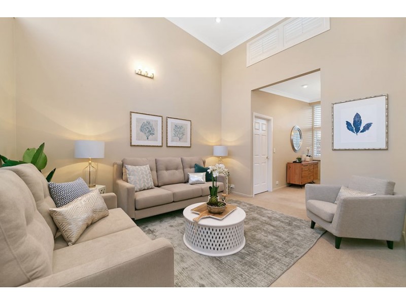 52 Maculata Drive, Chapel Hill QLD 4069