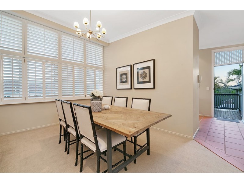 52 Maculata Drive, Chapel Hill QLD 4069