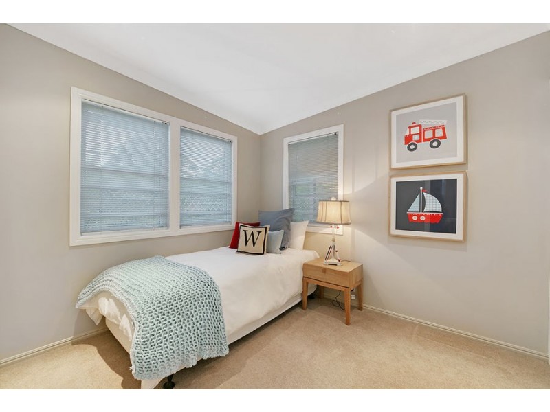 52 Maculata Drive, Chapel Hill QLD 4069