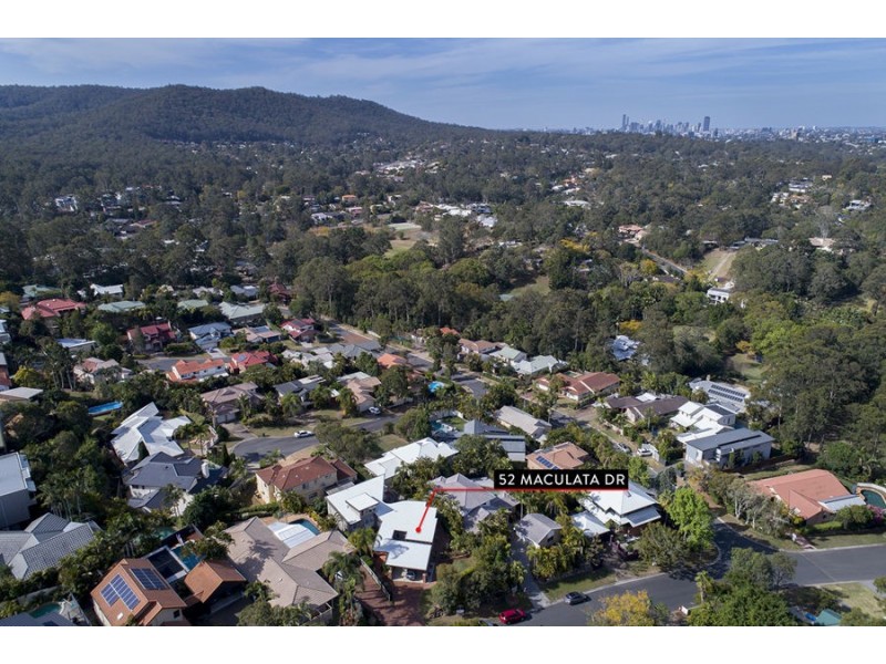 52 Maculata Drive, Chapel Hill QLD 4069