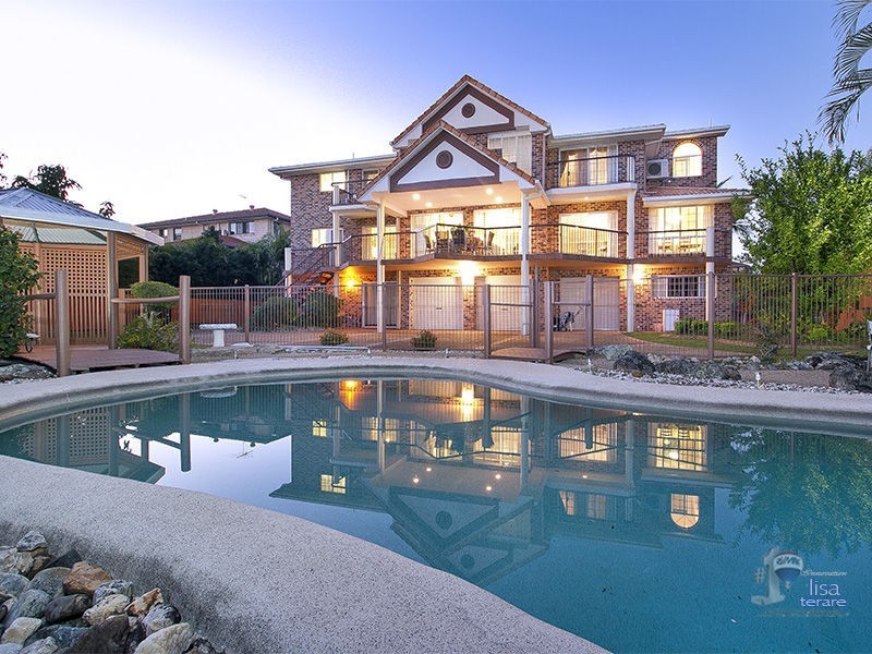 21 Woolner Place, Mount Ommaney QLD 4074