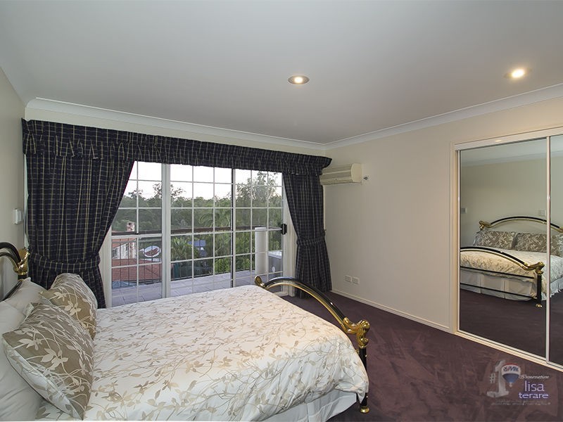 21 Woolner Place, Mount Ommaney QLD 4074