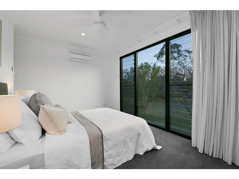 71 Rosebery Tce, Chelmer QLD 4068