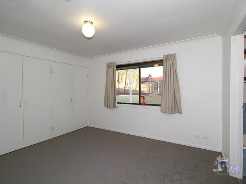 4 Trephina Close, Riverhills QLD 4074