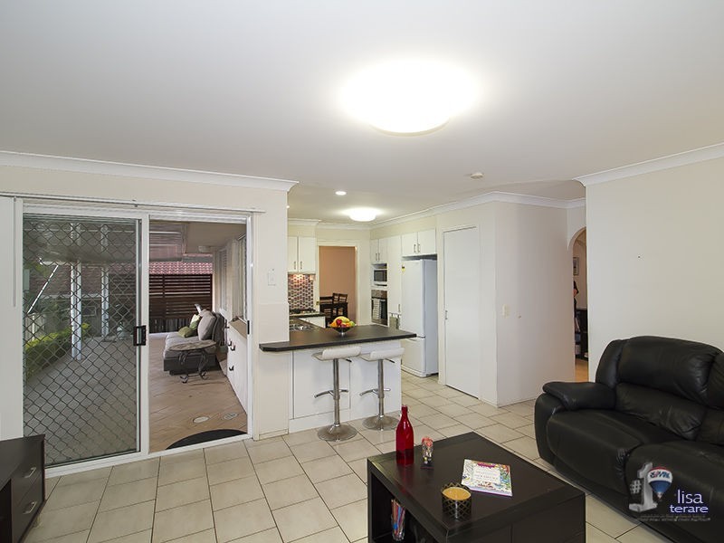 43 Camelot Crescent, Middle Park QLD 4074