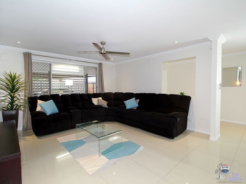 16 Colonsay Street, Middle Park QLD 4074