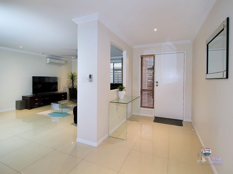 16 Colonsay Street, Middle Park QLD 4074