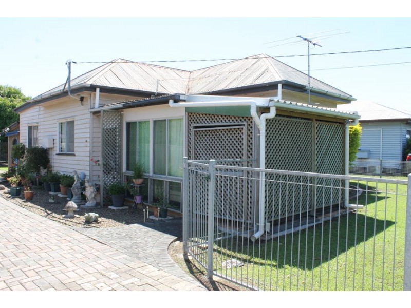 92 Jutland Street, Oxley QLD 4075