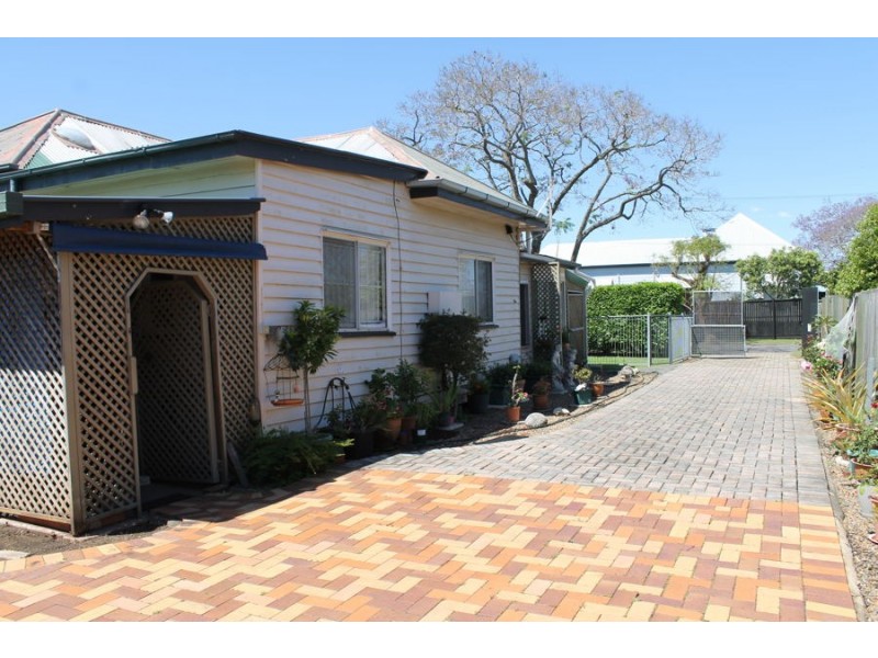 92 Jutland Street, Oxley QLD 4075