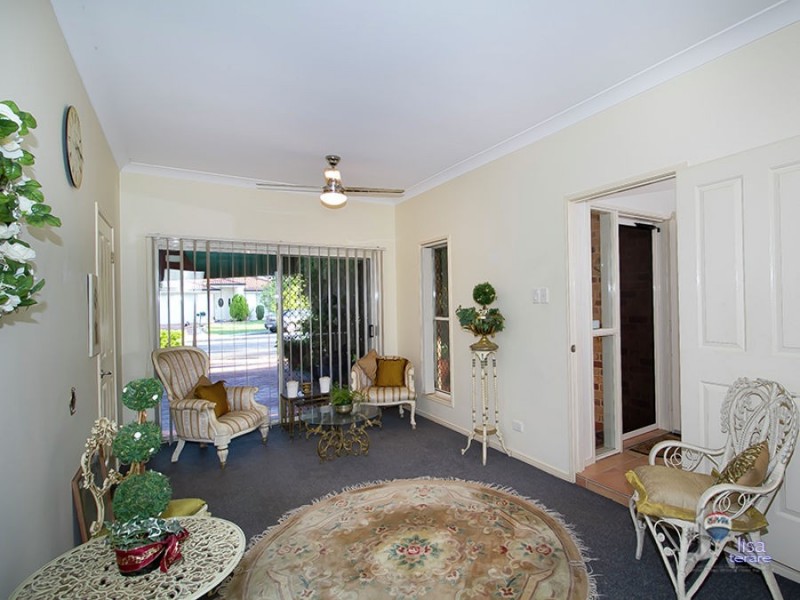 7 Girraween Close, Riverhills QLD 4074