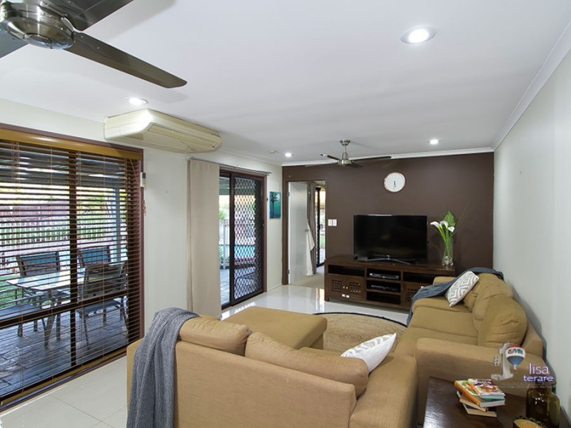 70 Pallert Street, Middle Park QLD 4074