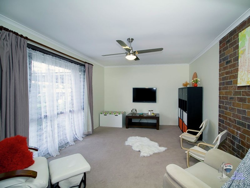 70 Pallert Street, Middle Park QLD 4074