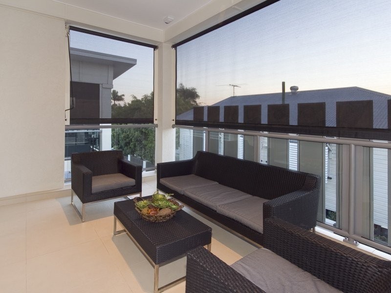 2/48 Belgrave Street, Balmoral QLD 4171