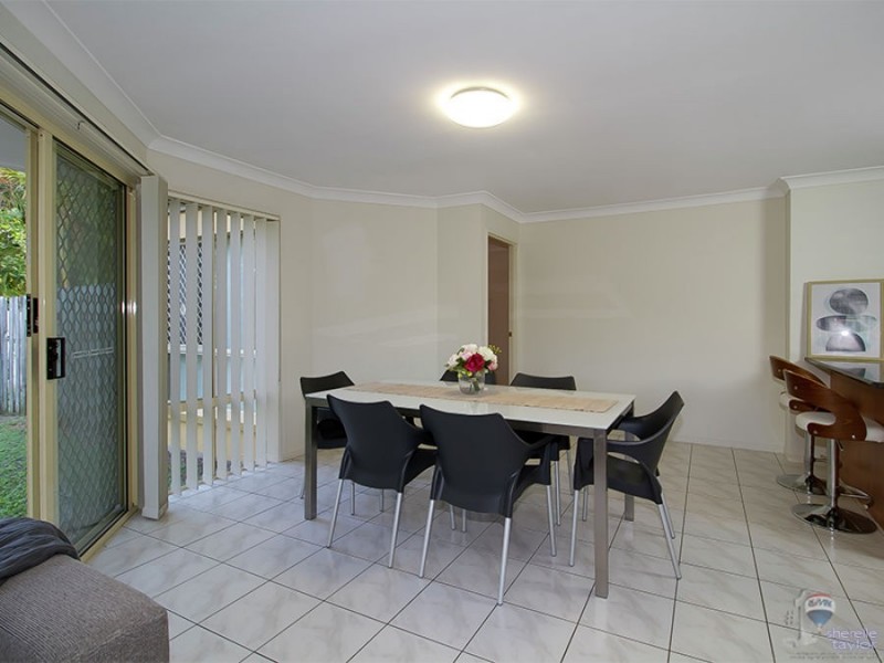 21 Olympic Place, Sinnamon Park QLD 4073