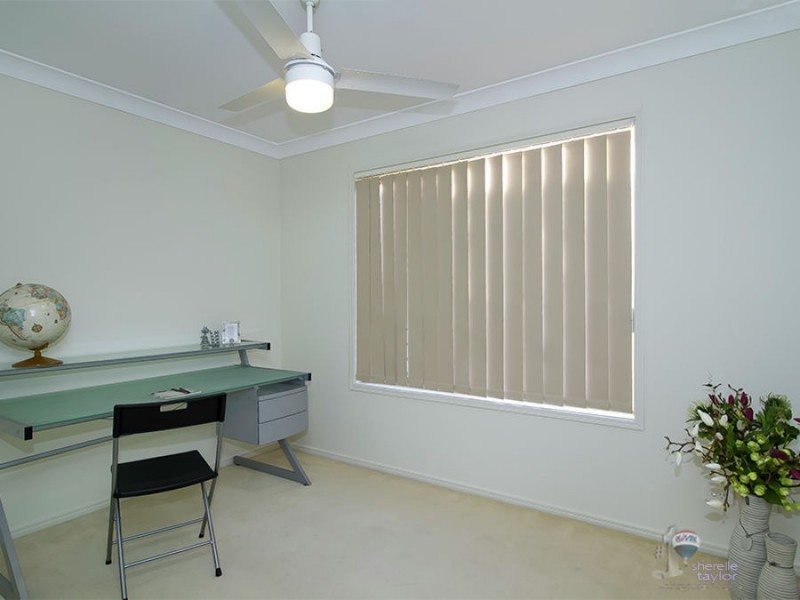 21 Olympic Place, Sinnamon Park QLD 4073