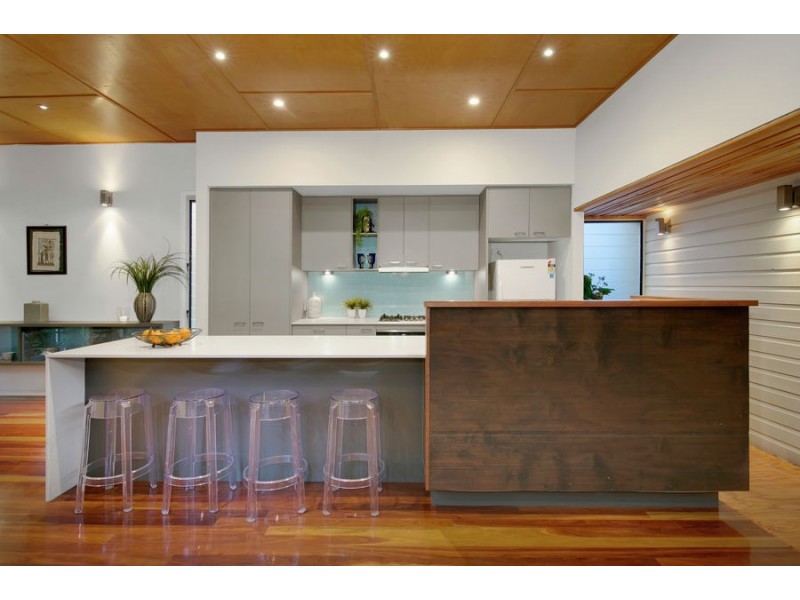 69 Abingdon Street, Woolloongabba QLD 4102