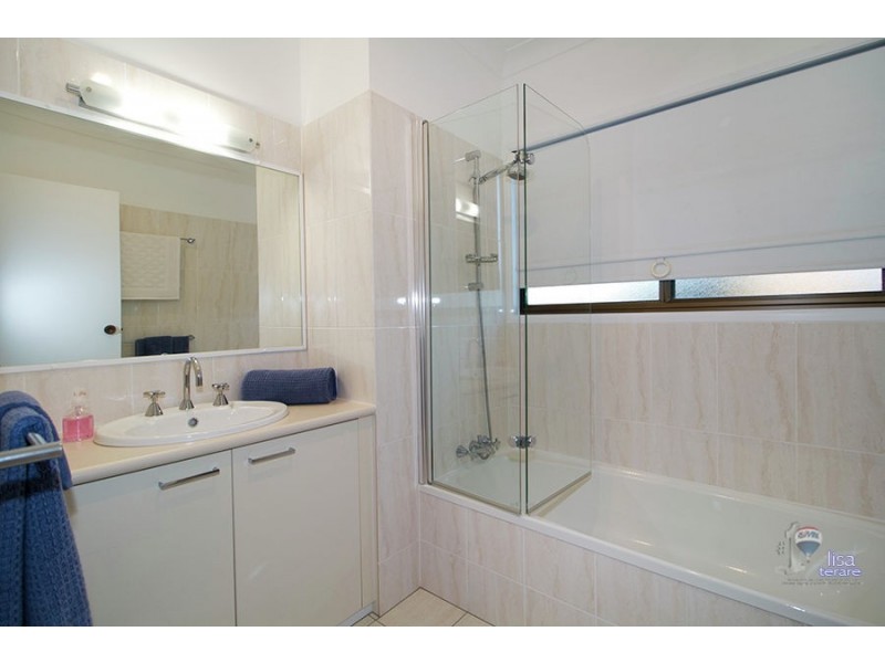 10 Congo Street, Westlake QLD 4074