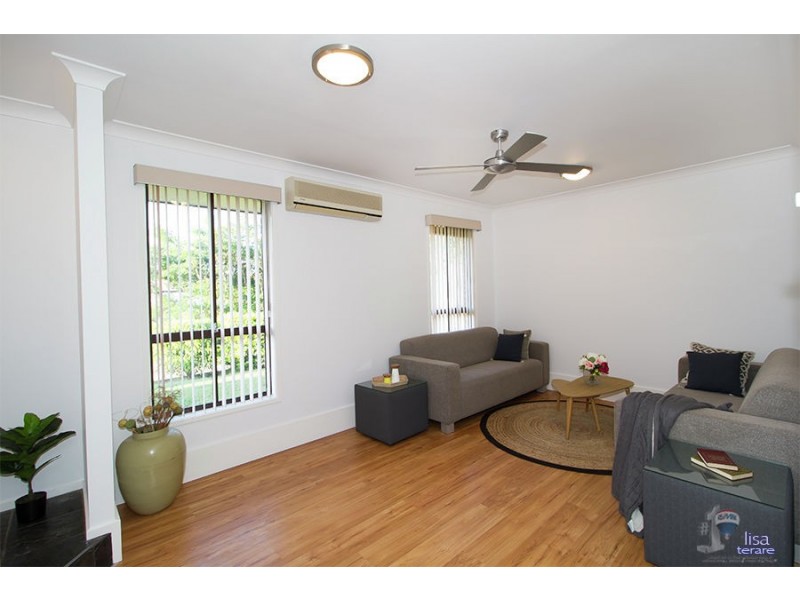 30 Loddon Street, Riverhills QLD 4074