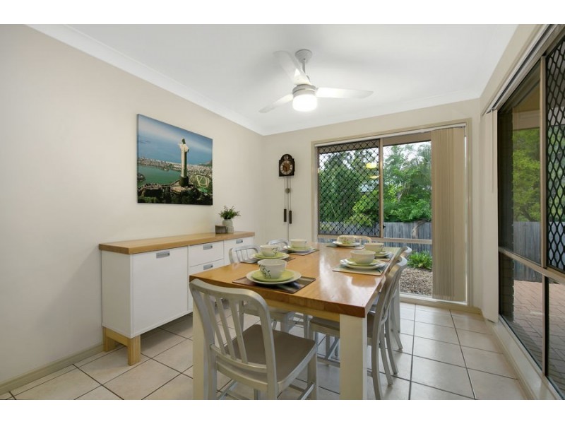 13 Parkside Place, Forest Lake QLD 4078