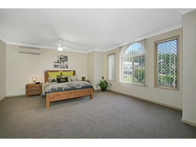 13 Parkside Place, Forest Lake QLD 4078