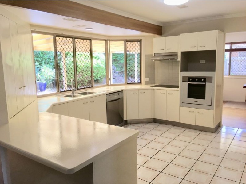 10 Blyde Street, Sinnamon Park QLD 4073