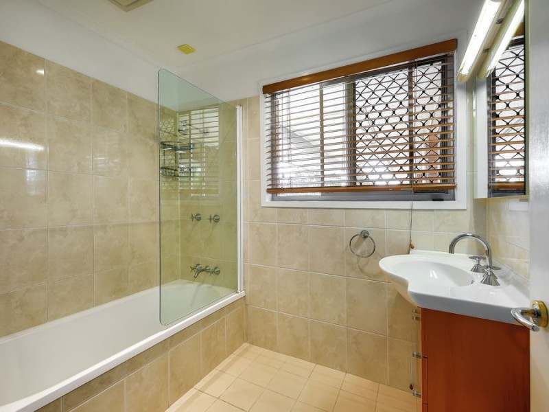 6 Kianga Street, Graceville QLD 4075