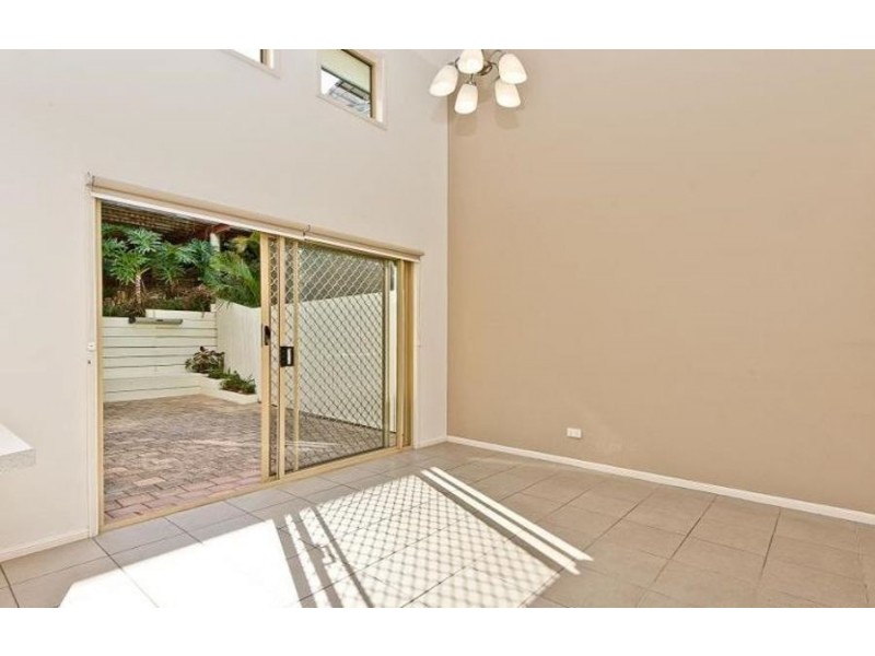 3/9 Chester Street, Highgate Hill QLD 4101