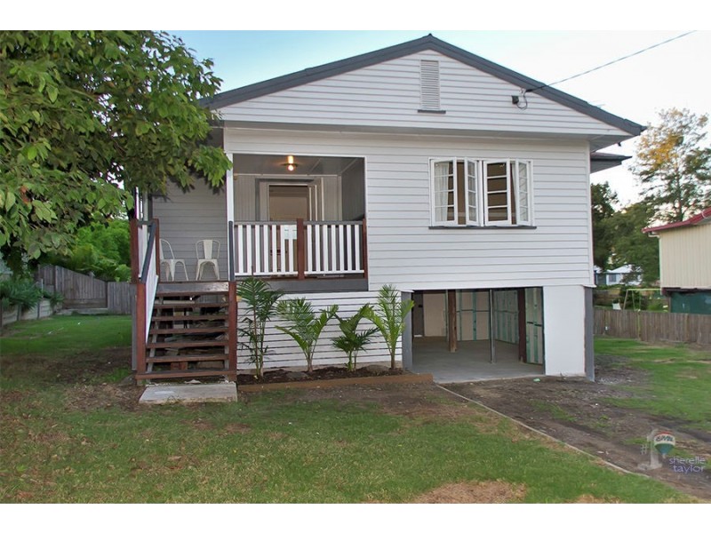 2 Jones Street, Bundamba QLD 4304