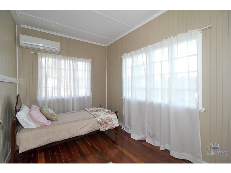 2 Jones Street, Bundamba QLD 4304
