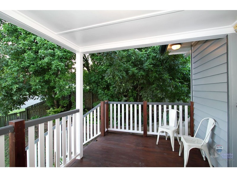 2 Jones Street, Bundamba QLD 4304