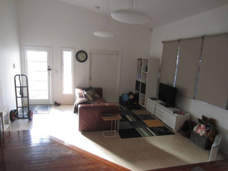 18 Luxworth Street, Moorooka QLD 4105