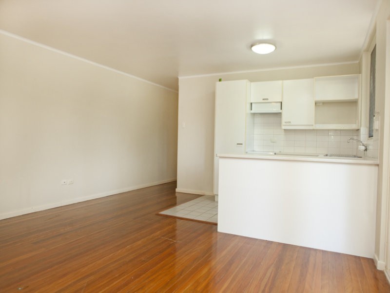 2/37 Gailey Road, St Lucia QLD 4067