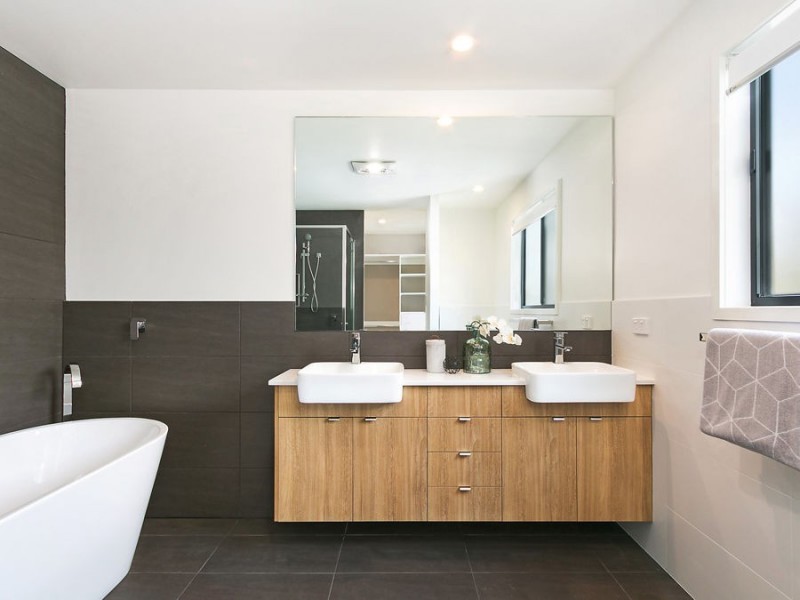 85 White Street, Graceville QLD 4075