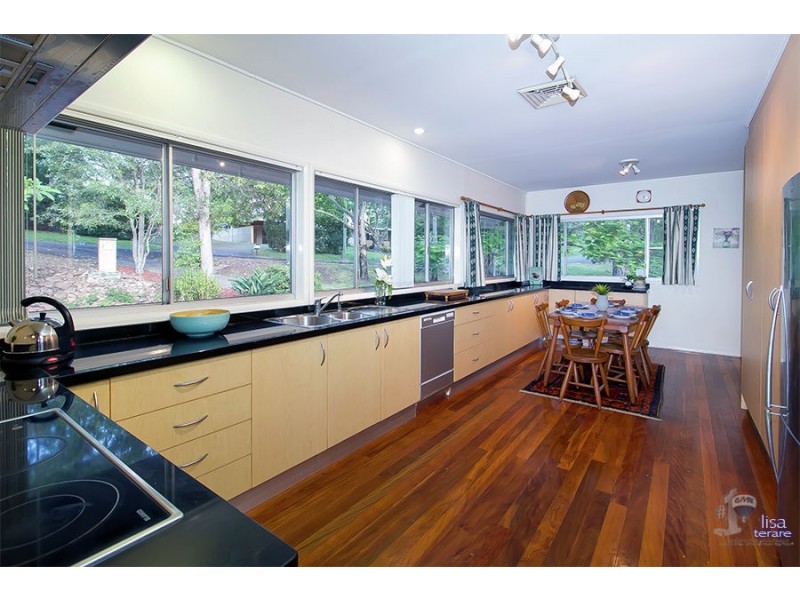 37 Woodfield Road, Pullenvale QLD 4069