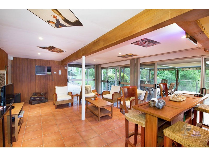 37 Woodfield Road, Pullenvale QLD 4069