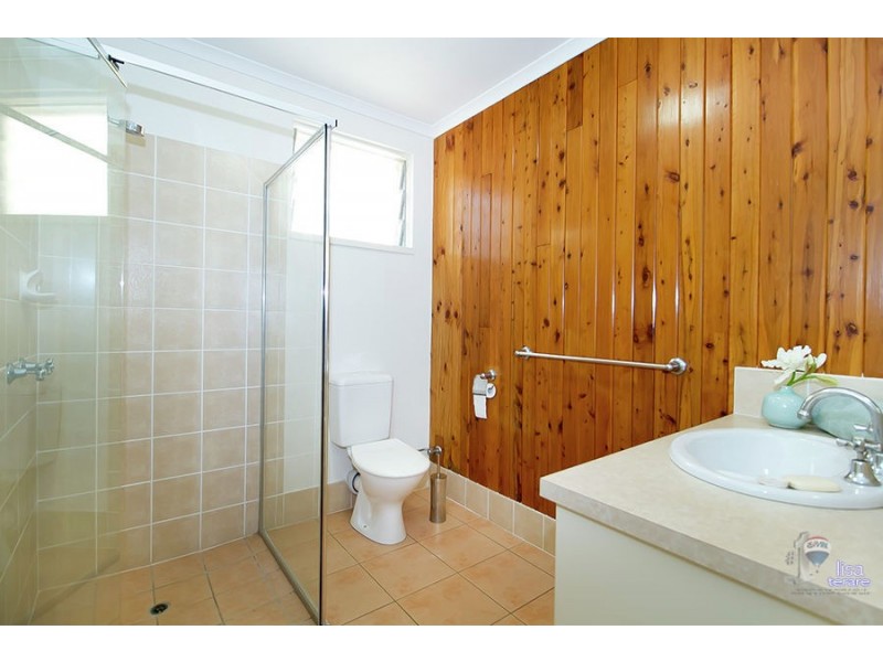 37 Woodfield Road, Pullenvale QLD 4069
