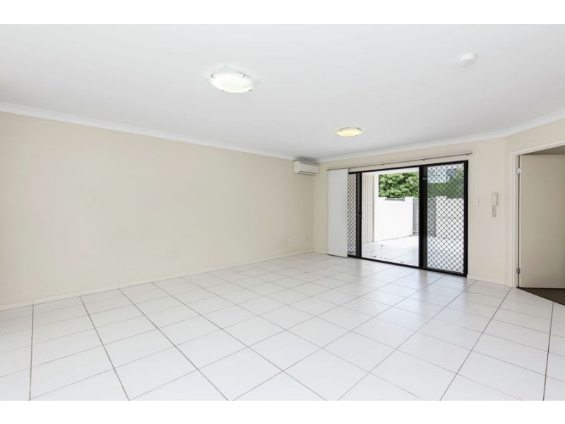 2/51 Elizabeth Street, Toowong QLD 4066